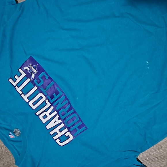 Charlotte Hornets t-shirt - Picture 3 of 4